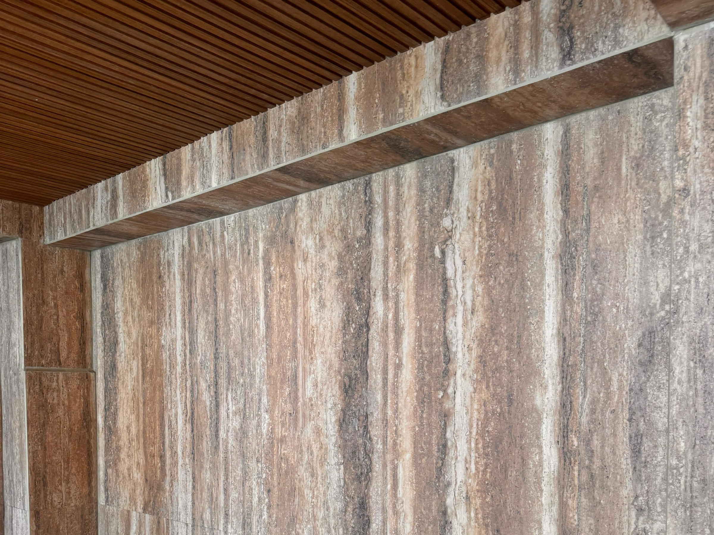 Linear Travertine - Claybank